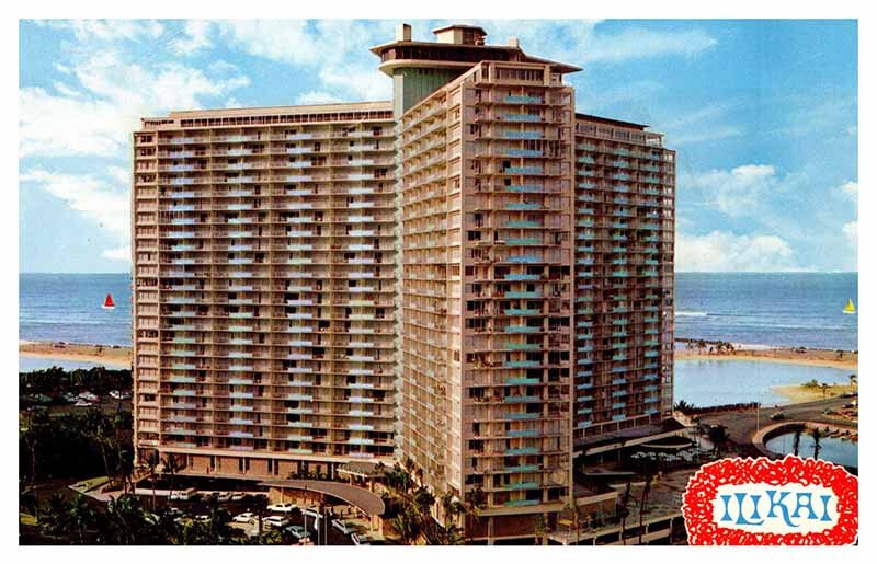 Postcard HOTEL SCENE Honolulu - Waikiki Hawaii HI AS5005