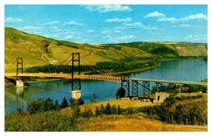 Postcard BRIDGE SCENE Peace River Alberta AB AP1389