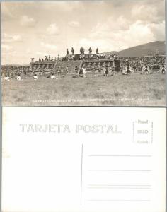 RPPC VINTAGE REAL PHOTO POSTCARD - SACRIFICIO GLADIATORIO TEOTIHUACAN MEXICO