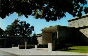 Art Center Greenwood Park Des Moines Iowa IA Postcard Dexter VTG UNP Vintage 