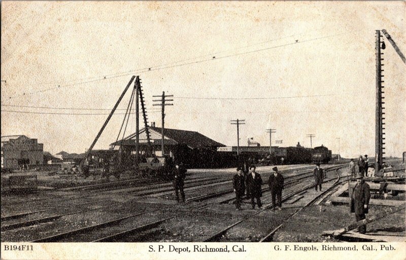Southern Pacific Railroad Depot, Richmond CA Vintage Postcard M41