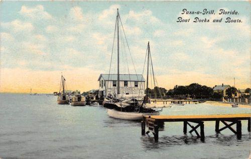 PASS A GRILL FLORIDA BOAT DOCKS & BOATS POSTCARD c1910