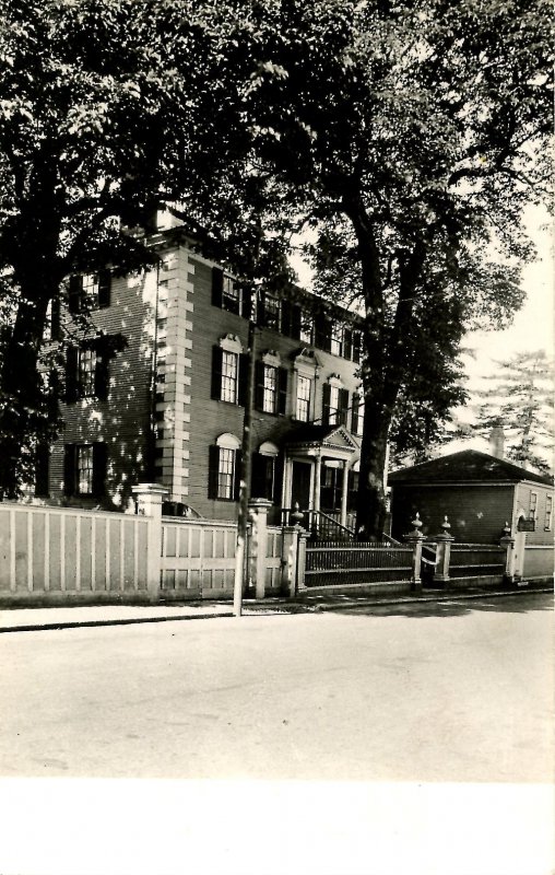 NH - Portsmouth. Moffatt-Ladd House     *RPPC