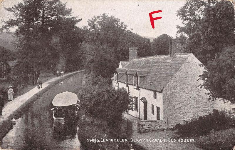 uk23859 berwyn canal and old houses llangollen wales real photo uk