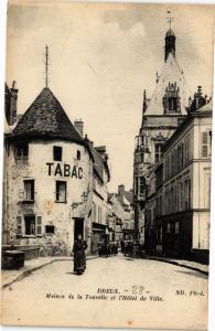 CPA DREUX - Maison de la Tourelle et l'Hotel de Ville (179825)