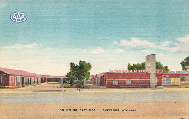 Cheyenne, WY Wyoming  MINNEHAHA MOTOR LODGE  Roadside~Hwy 30  ca1940's Postcard