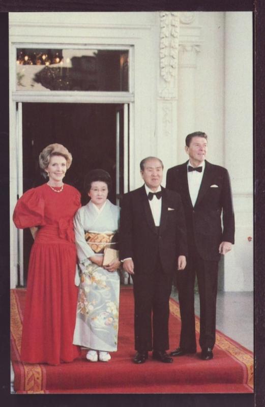 Ronald Reagan and Zenko Suzuki Post Card 3358