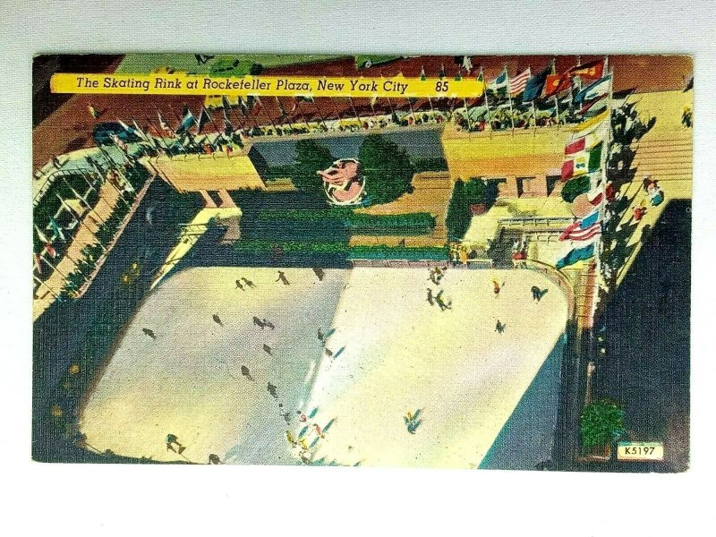 Vintage Postcard 1930's The Skating Rink at Rockefeller Plaza New York City NY