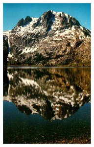 Postcard MOUNTAIN SCENE Silver Lake California CA AT8572