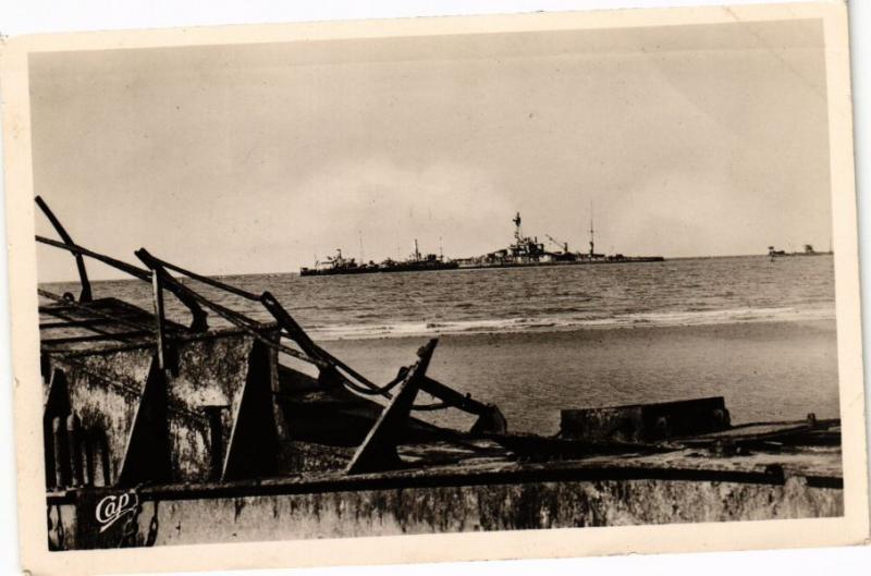 CPA OUISTREHAM - RIVA-BELLA - Navires de debarquement (271927)