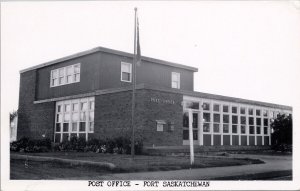 Post Office Fort Saskatchewan Alberta AB Alta Unused RPPC Postcard H40