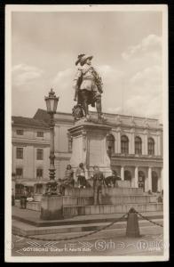 Goteborg - Gustav II Adols staty