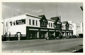 Canada, Penticton, B.C, RPPC, Three Gables, 40s Cars