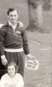 HAMM'S BEER ON TAP APRON*MAN HOLDING SONNY BOY BREAD SIGN*GROUP PHOTO RPPC 1910s