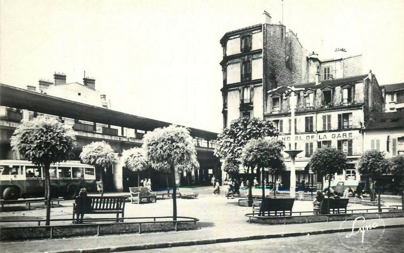 France Colombes railway train station early postcard 