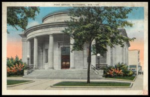 Post Office, Waukesha, WI (L/R Crease)