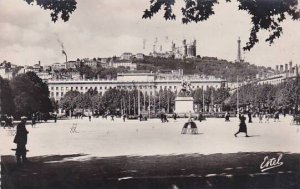 France Lyon Place Bellecour et Colline de Fourviere 1947 Photo