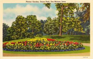 Flower Garden at Union Park, Des Moines Iowa Pre Linen Vintage Postcard F11