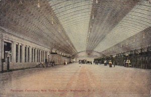 Washington DC Passenger Concourse New Union Station