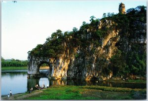 VINTAGE CHINA ILLUSTRATED STAMPED POSTAL CARD ELEPHANT TRUNK HILL IN GUILIN 1984