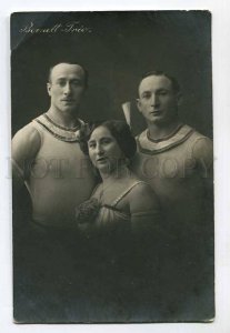 286644 BERNETT-TRIO Acrobat CIRCUS Vintage PHOTO postcard