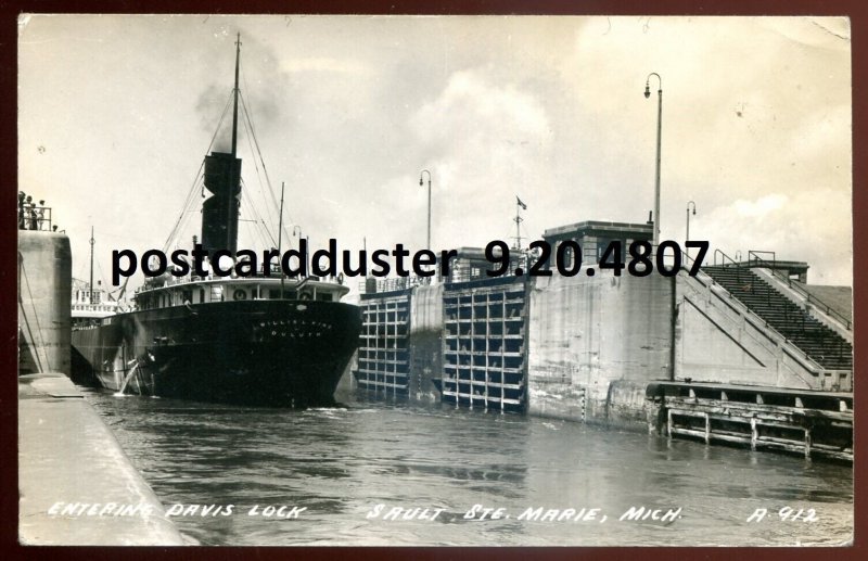 h220 - SAULT STE. MARIE Michigan 1950s Steamer WILLIS L KING Real Photo Postcard