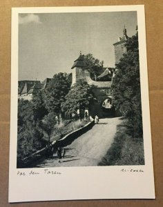 UNUSED POSTCARD - AT THE GATES, PUBL. WALTER NIESSEN, GERMANY