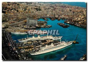 Modern Postcard Genova Michelangelo and Raffaello in harbor Boats