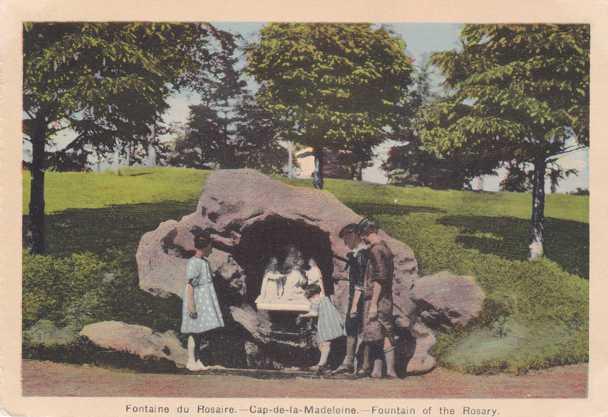 Fountain of the Rosary - Cap-de-la-Madelaine - Quebec, Canada - WB