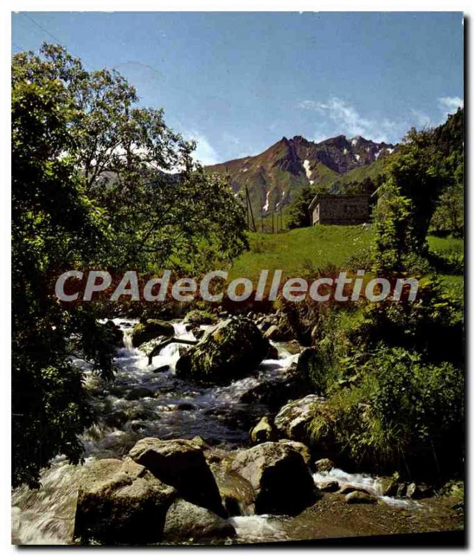 Modern Postcard Mont Dore Puy de Dome The Source of Doulogne