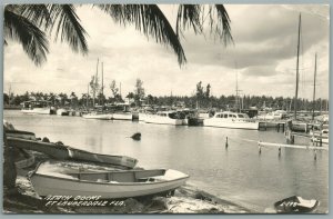 FT.LAUDERDALE FL BEACH DOCKS VINTAGE REAL PHOTO POSTCARD RPPC