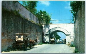 M-2132 Gregory Arch Nassau in the Bahamas