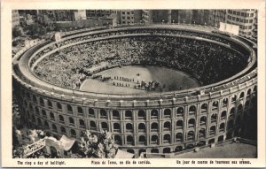 Spain Plaza de Toros en die de Corrida Bullfighting Vintage Postcard 04.97