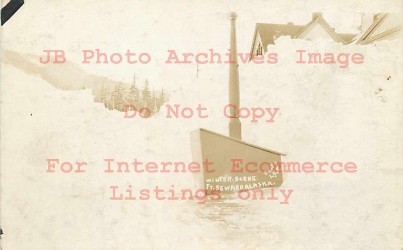 7 Fort Seward Alaska Postcards, RPPC, Winter Scene, Barracks