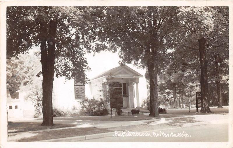 D18/ Northville Michigan Mi Real Photo RPPC Postcard c1940s Baptist Church