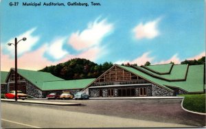 Gatlinburg, TN Tenn. Tennessee, MUNICIPAL AUDITORIUM Postcard