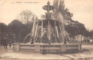 BR72541 troyes la fontaine argence france