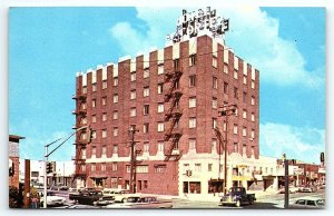 1950s RENO NEVADA EL CORTEZ HOTEL AND CASINO CHEVY PICKUP AUTOS POSTCARD P2991