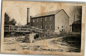  1904-20 Wood Bridge House Tall Chimney Men By Door Real Photo Rppc Postcard 