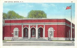 BATAVIA, New York NY    POST OFFICE   Genesee County   c1940's Tichnor Postcard