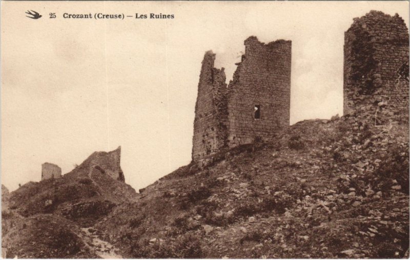 CPA CROZANT - Les Ruines (121796)