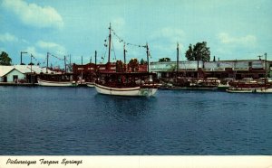 USA Tarpon Springs Florida Sponge Fleet Docks Sponge Diver Chrome Postcard 08.59