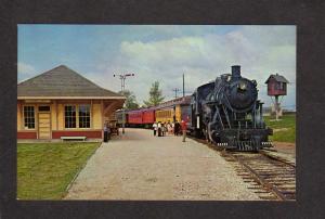 WI Railroad Train Engine Locomotive Green Bay Wisconsin Postcard Station Depot