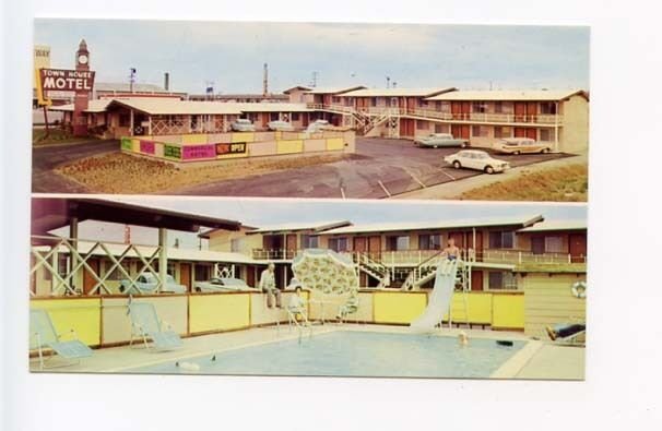 Watsonville CA Town House Motel on Hwy 1 Old Cars Postcard