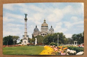 VINTAGE UNUSED POSTCARD - STATE CAPITOL, DES MOINES, IOWA