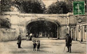 CPA Chateau de DREUX - Passerelle du Parc et Ancien Corps de Garde (179759)