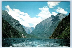 Milford Sound Southland New Zealand 4x6 Postcard