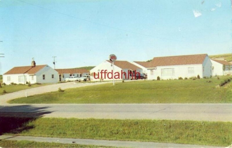 NEW MOTEL LAKELAND FERGUS FALLS, MN. 1954