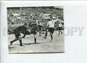 3108948 Torpedo vs Dinamo Russian football clubs old photo PC#4