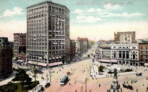 Detroit, Michigan - A look downtown on Woodward Avenue - c1908